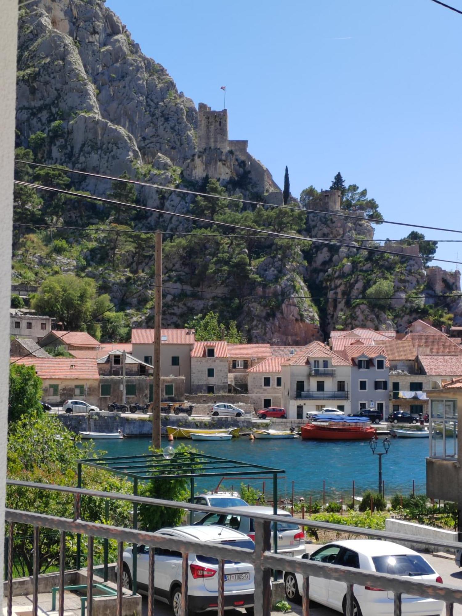Apartment Navika Omiš Εξωτερικό φωτογραφία