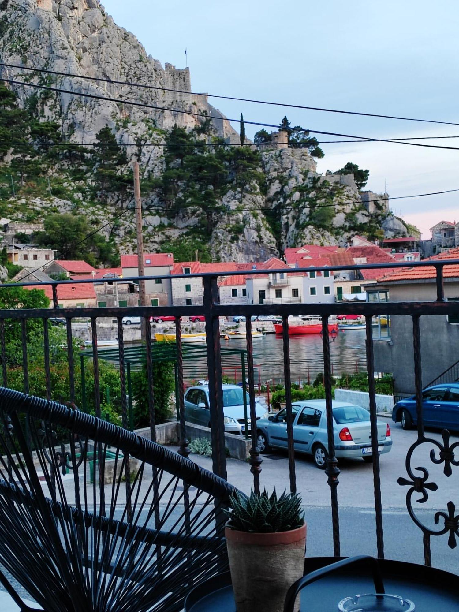 Apartment Navika Omiš Εξωτερικό φωτογραφία